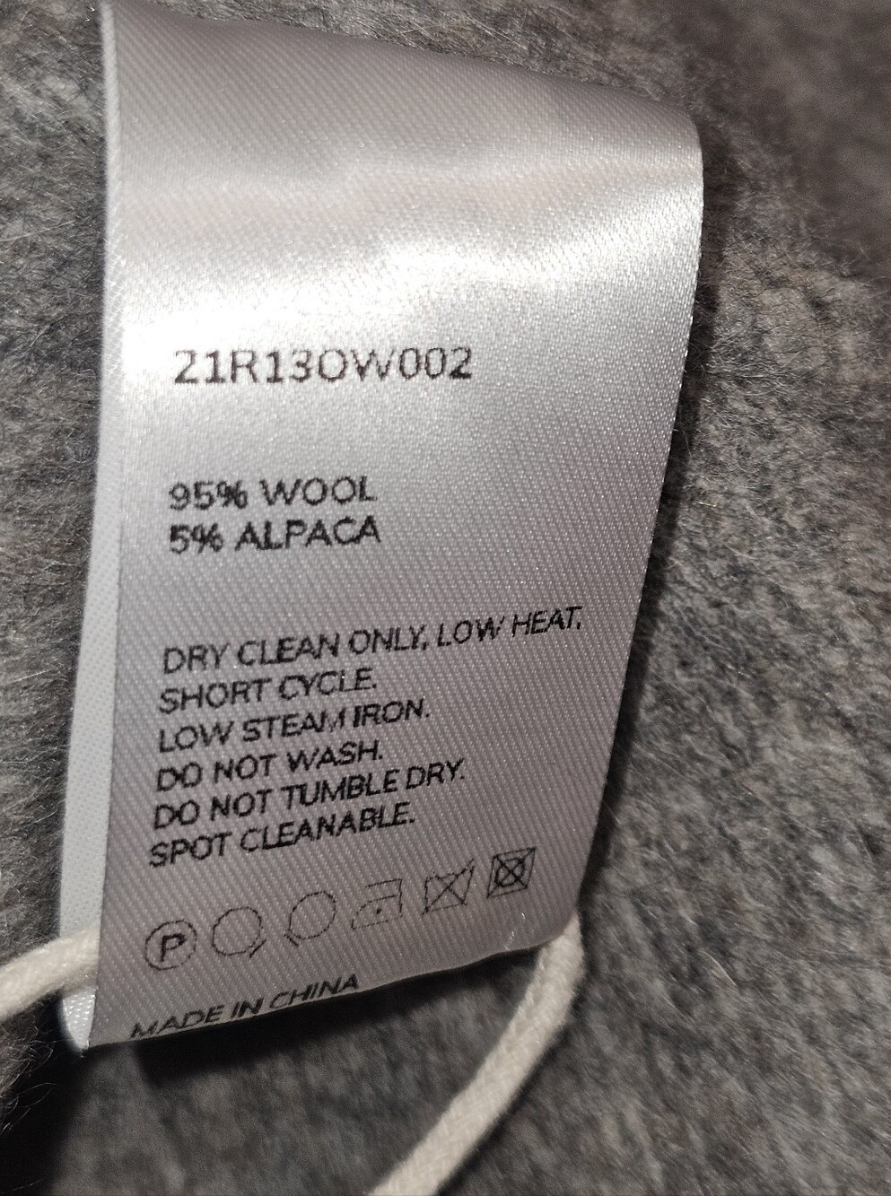 NAP Loungewear oversized wool-alpaca blend coat in silver grey. Size M - Picture 11 of 11